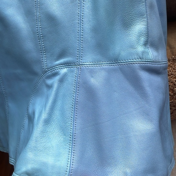 White House Black Market 100% Leather Blue Jackey - Picture 9 of 12